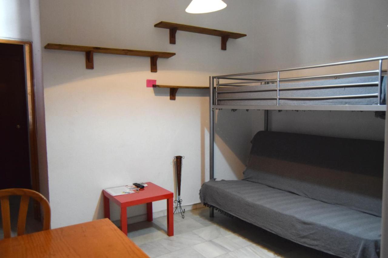 Apartamento Feria 2 Appartement Sevilla Buitenkant foto