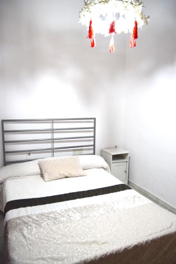 Apartamento Feria 2 Appartement Sevilla Buitenkant foto